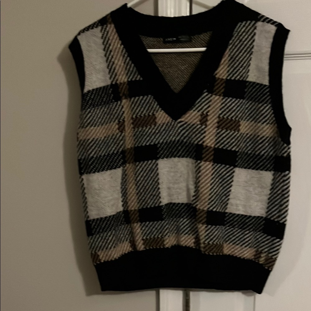 Zara Black and Gray Plaid Sweater Vest
